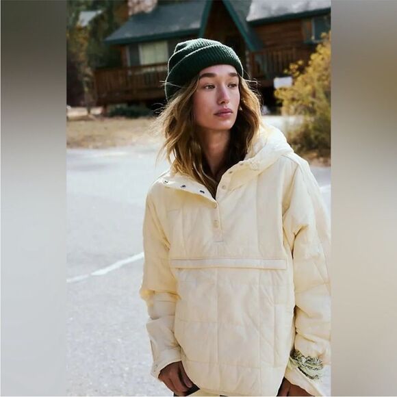 FREE PEOPLE MOVEMENT NWT Pippa Packable Puffer Jacket - Soft Sun - Picture 1 of 9